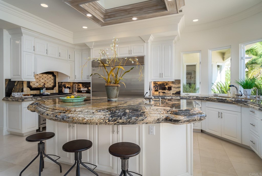 17039 Circa Del Sur Rancho Santa Fe, CA 92067 - Photo 9 of 26