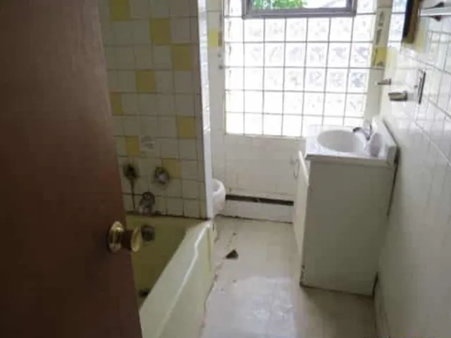 $57,700 | 16969 Orchard Ridge Avenue, Hazel Crest, IL 60429