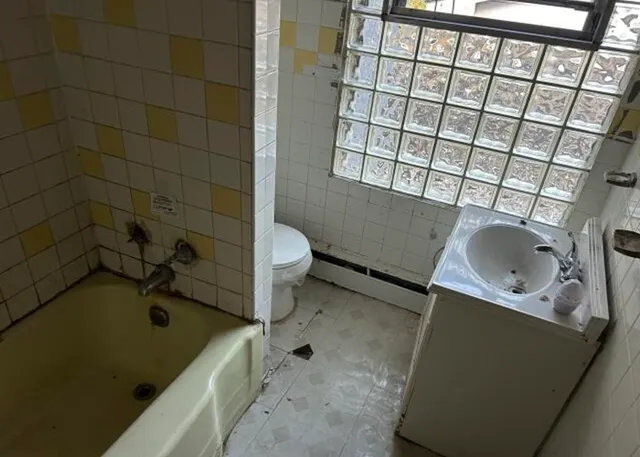 $57,700 | 16969 Orchard Ridge Avenue, Hazel Crest, IL 60429