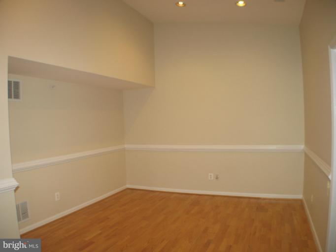 12300 Rosslare Ridge Road, Unit 506 Lutherville-Timonium, MD 21093 - Photo 4 of 11 Dining Room
