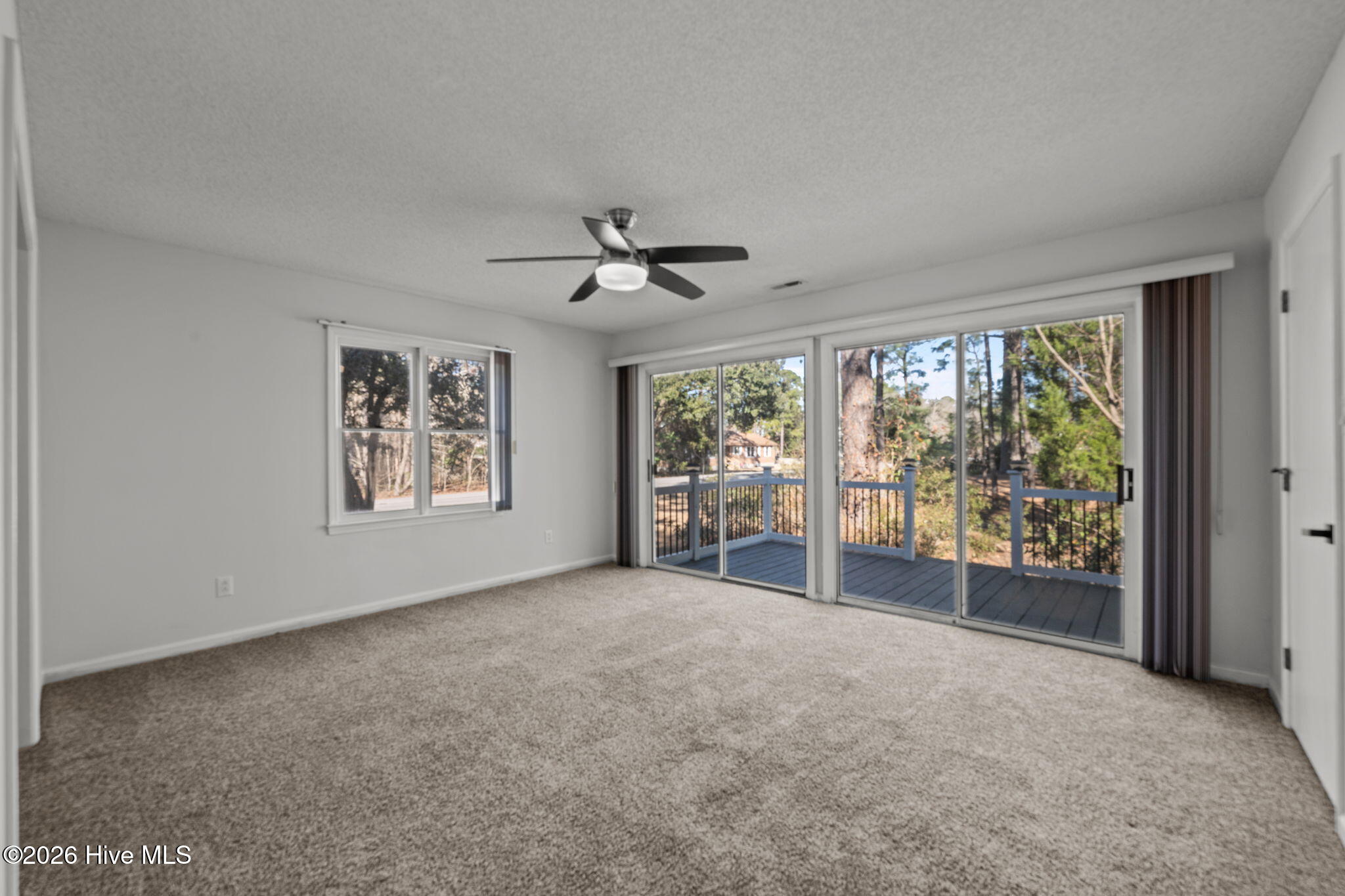 5801 Jolly Roger Road New Bern, NC 28560 - Photo 23 of 53 Guest Room w/deck- BR2