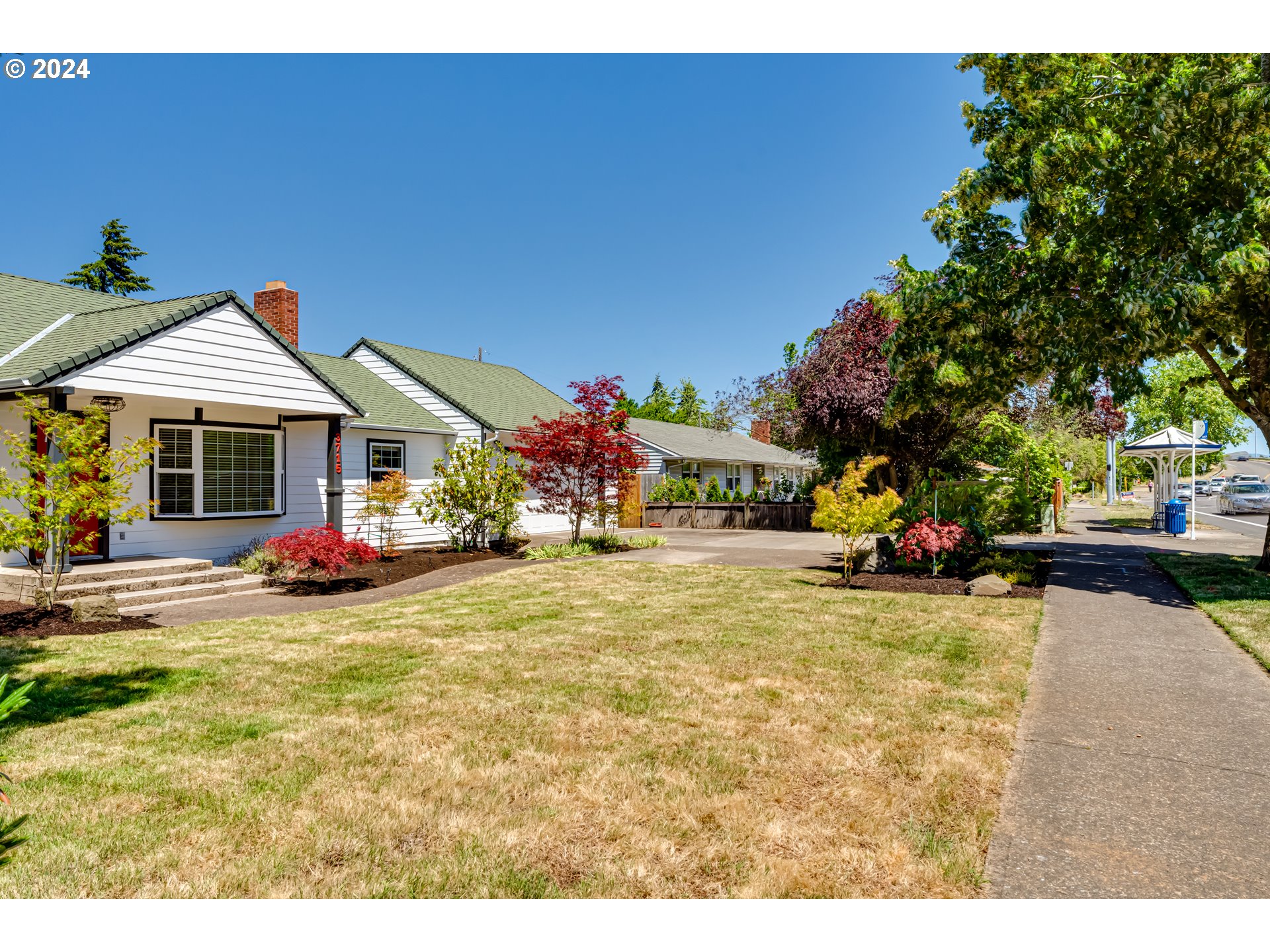 3715 Harlow Road Eugene, OR 97401 - Photo 6 of 39 a view of a house with backyard and sitting area