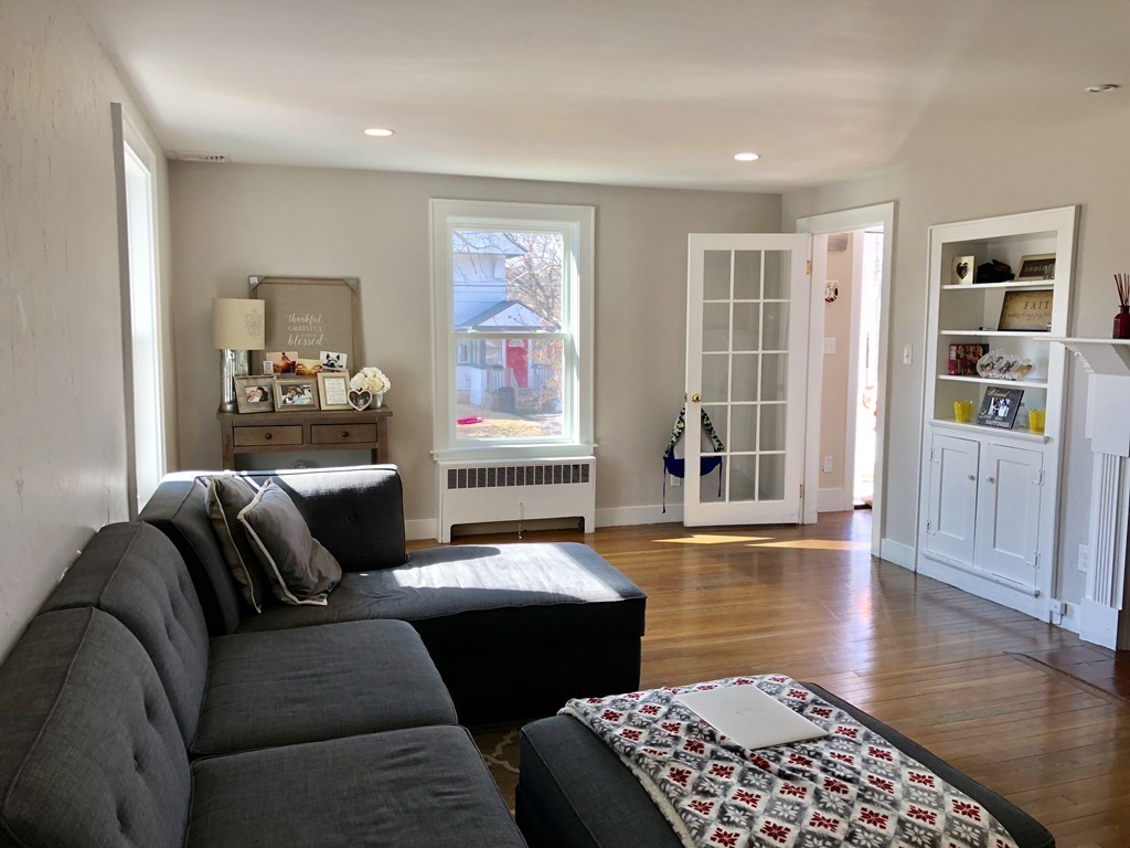 53 Inman Street Hopedale, MA 01747 - Photo 4 of 30 Gallery Image 4