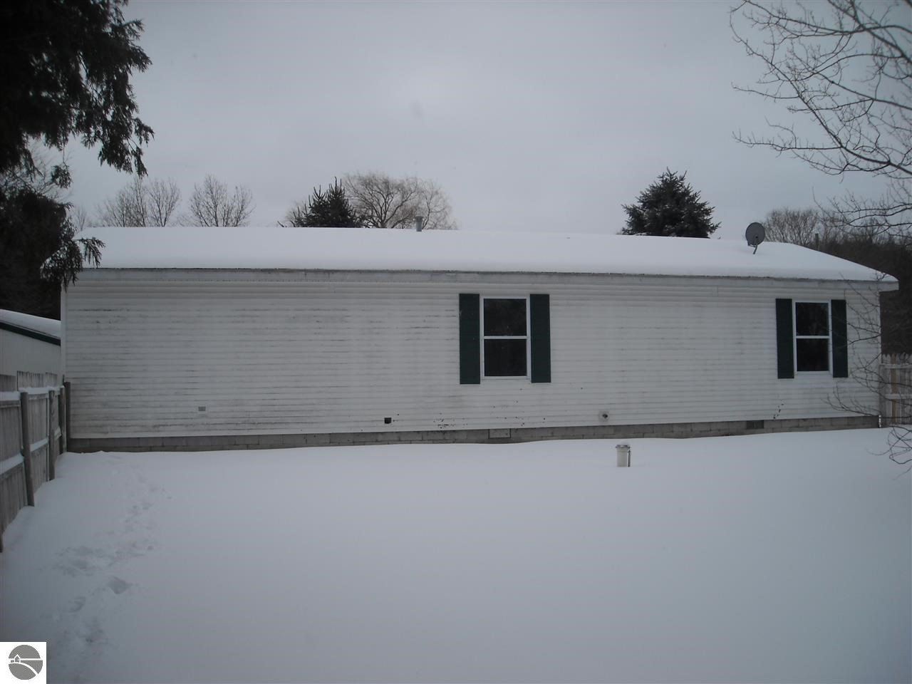 10938 Riverside Drive Honor, MI 49640 - Photo 10 of 11 1795329-9.JPG