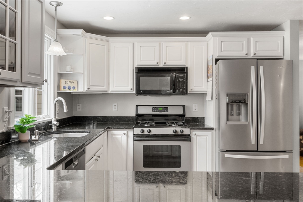 1 Anthony's Way Mashpee, MA 02649 - Photo 8 of 42