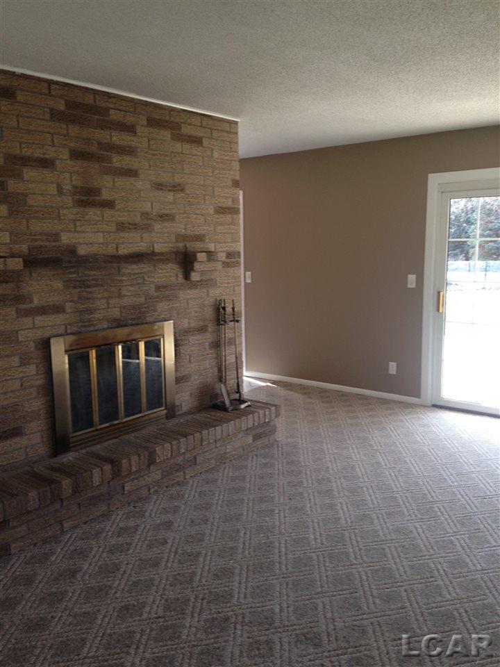 11 Ridgemont Drive Adrian, MI 49221 - Photo 9 of 20 31299286-8.JPG