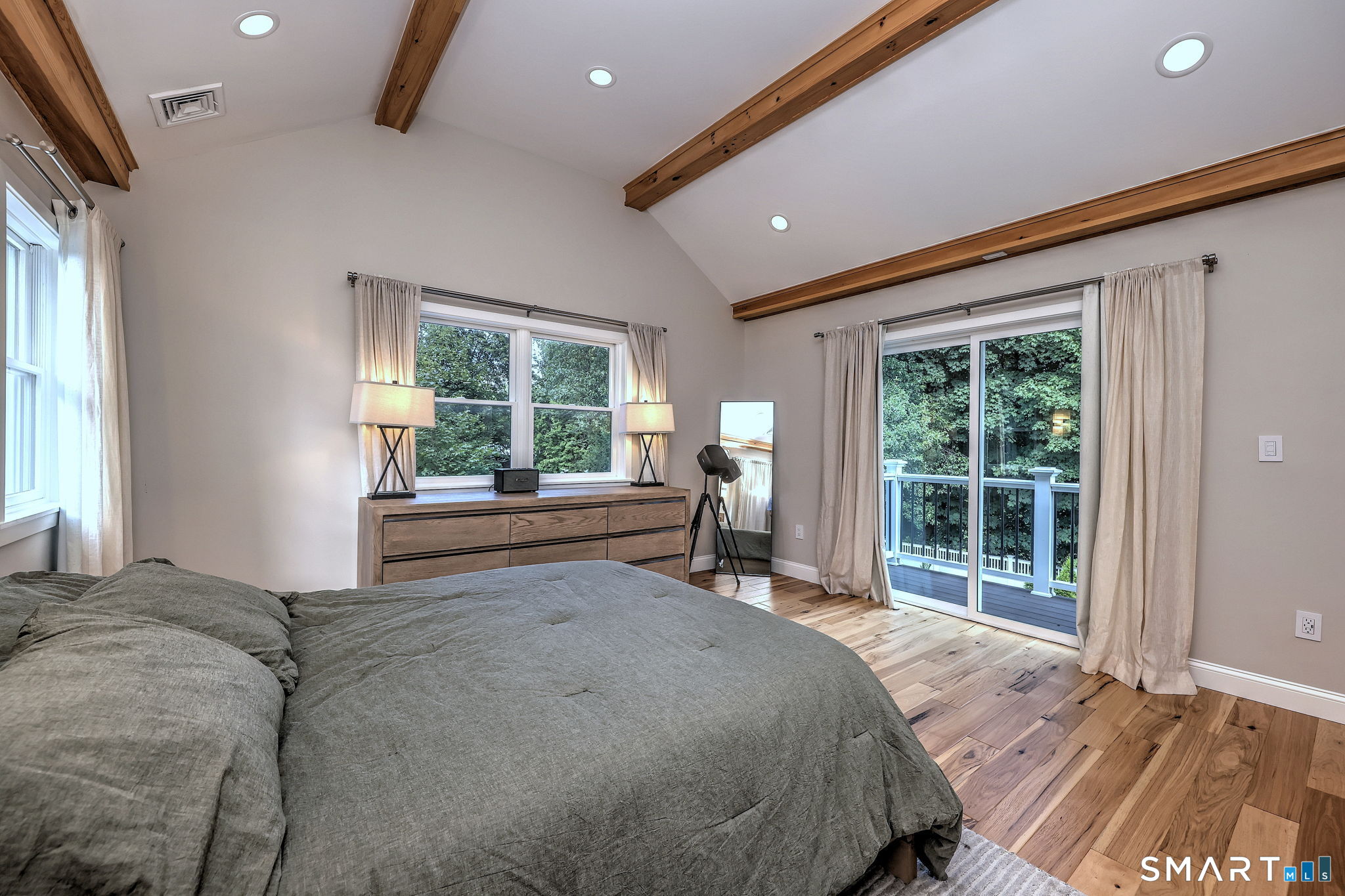 94 Jackson Road Hamden, CT 06517 - Photo 24 of 40 Gallery Image 24
