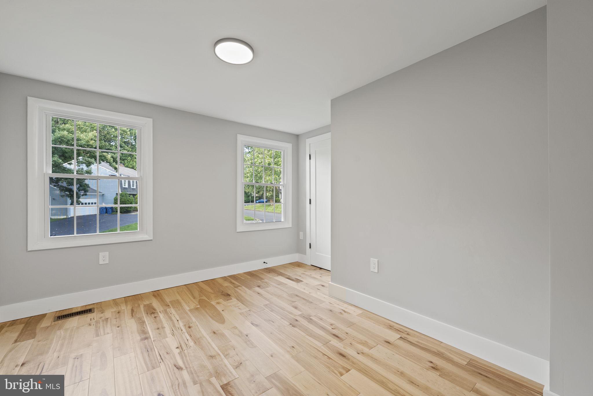 12261 Angel Wing Court Reston, VA 20191 - Photo 23 of 36 Bedroom