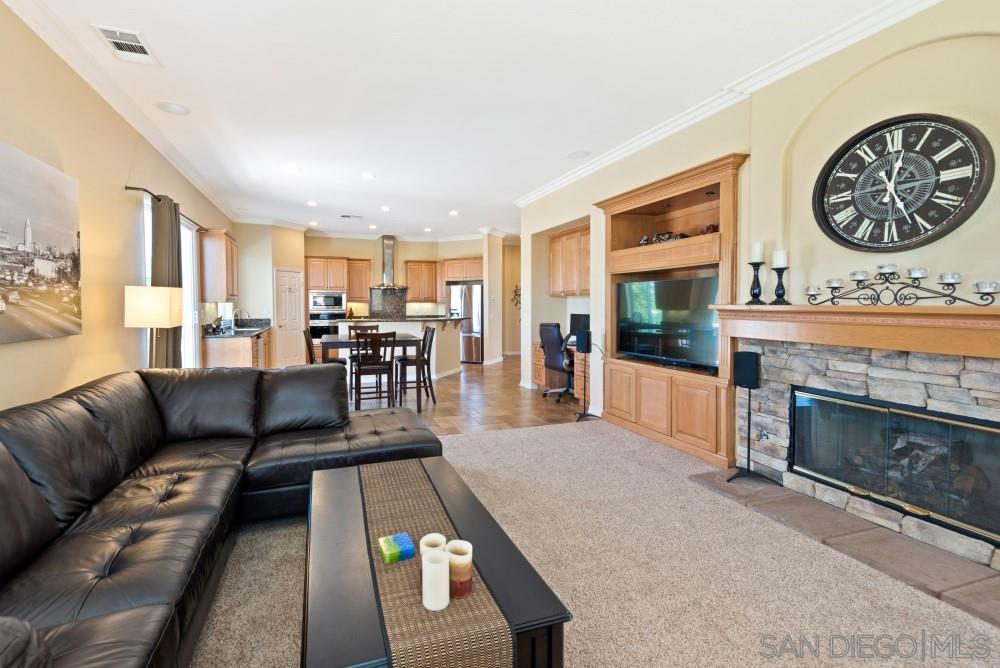 904 Bellagio Road Escondido, CA 92027 - Photo 14 of 24