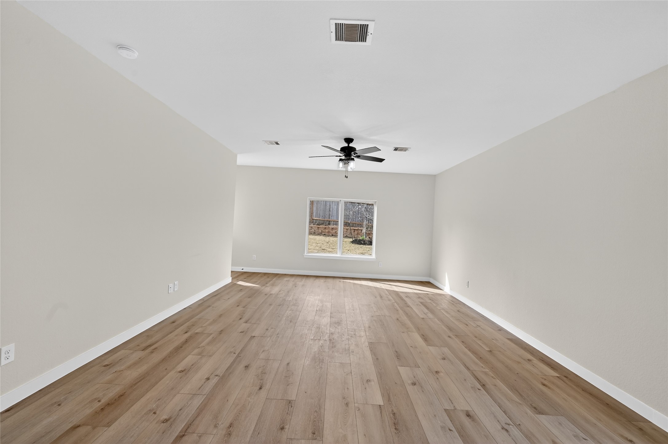 640 Levine Court Conroe, TX 77316 - Photo 8 of 22 Open Living Space