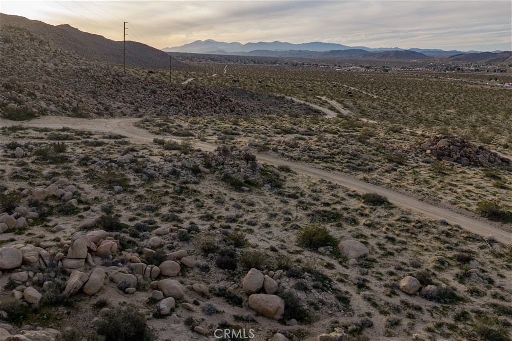 63251 Chickasaw Road Joshua Tree, CA 92252 - Photo 15 of 28