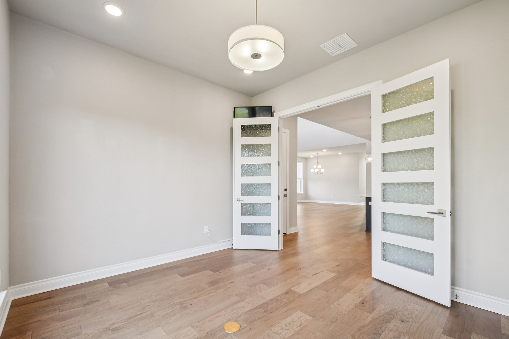 19500 Tranquility Falls Path Lago Vista, TX 78645 - Photo 13 of 40