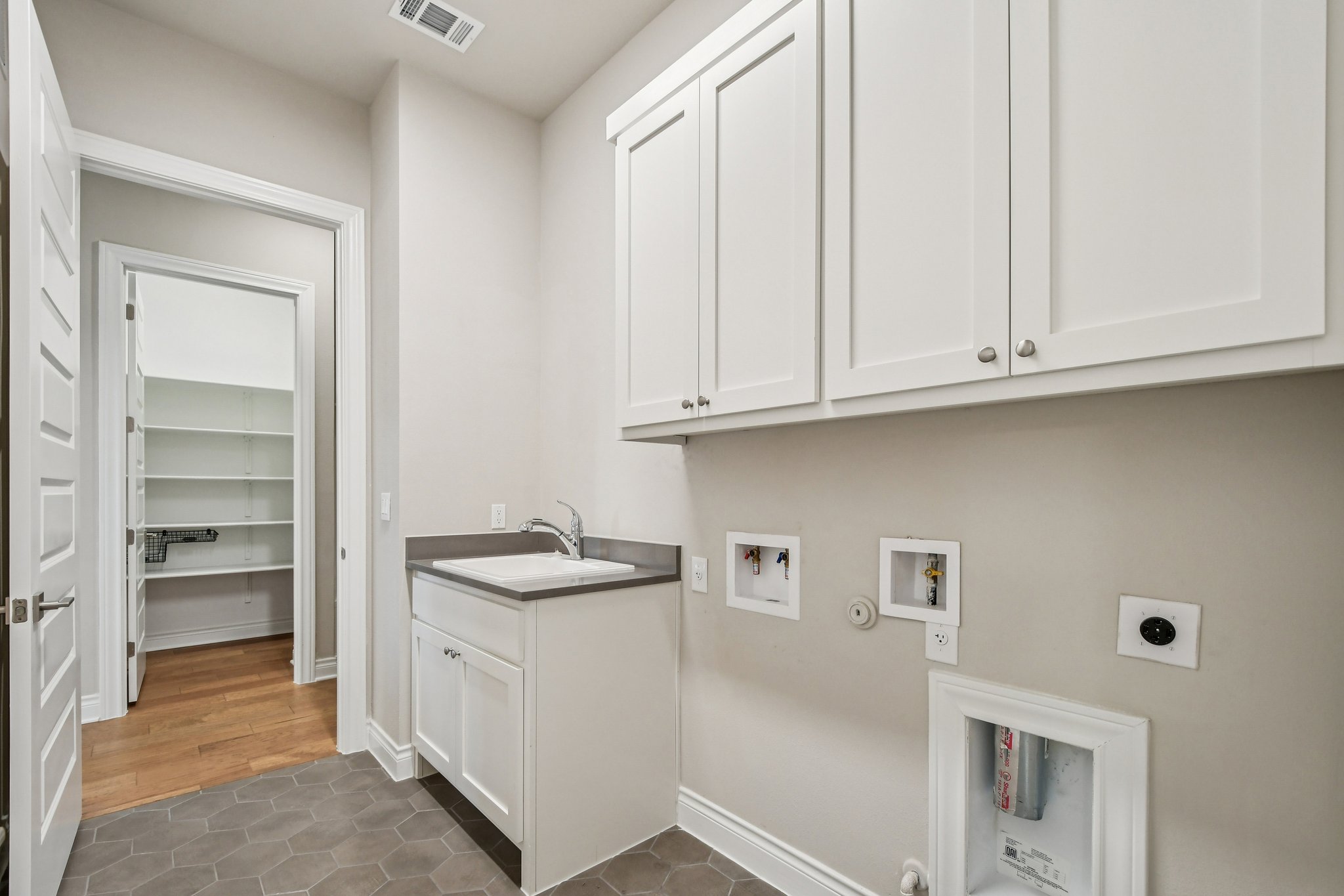 19500 Tranquility Falls Path Lago Vista, TX 78645 - Photo 34 of 40