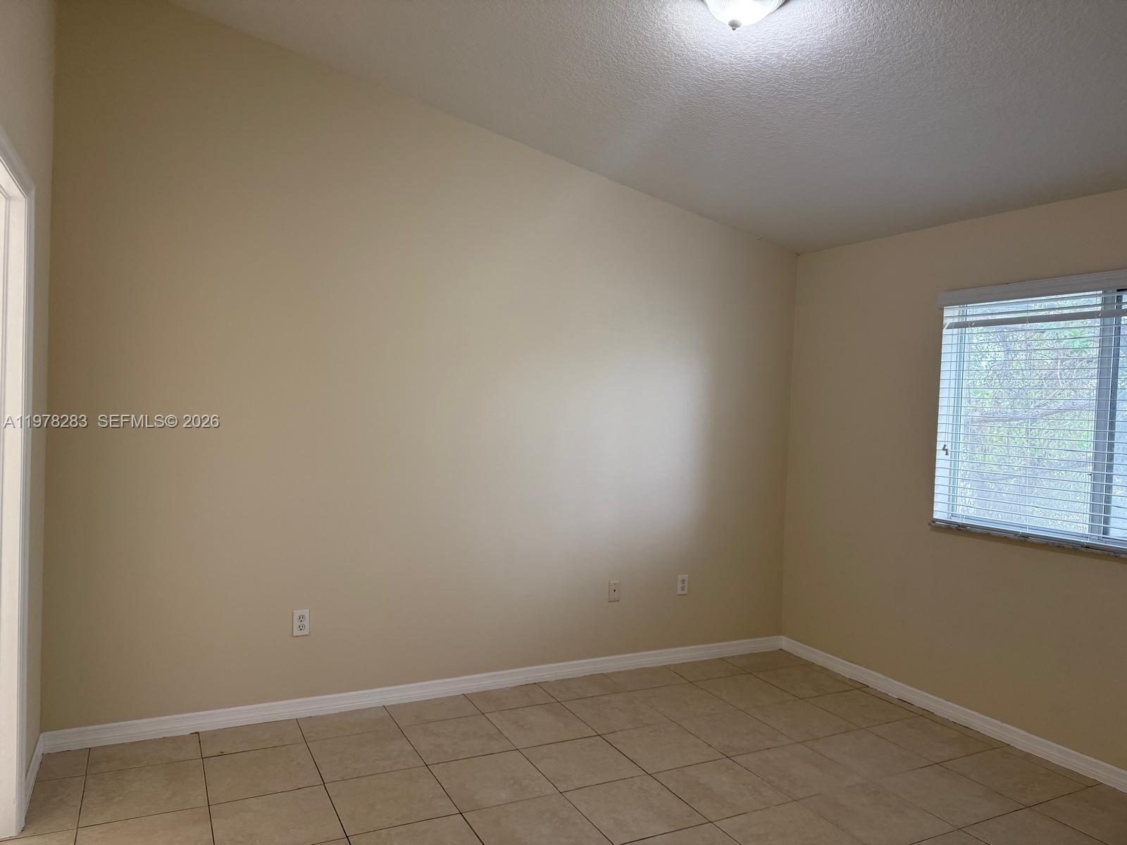 2930 Southeast 12th Road, Unit 20631 Homestead, FL 33035 - Photo 6 of 9