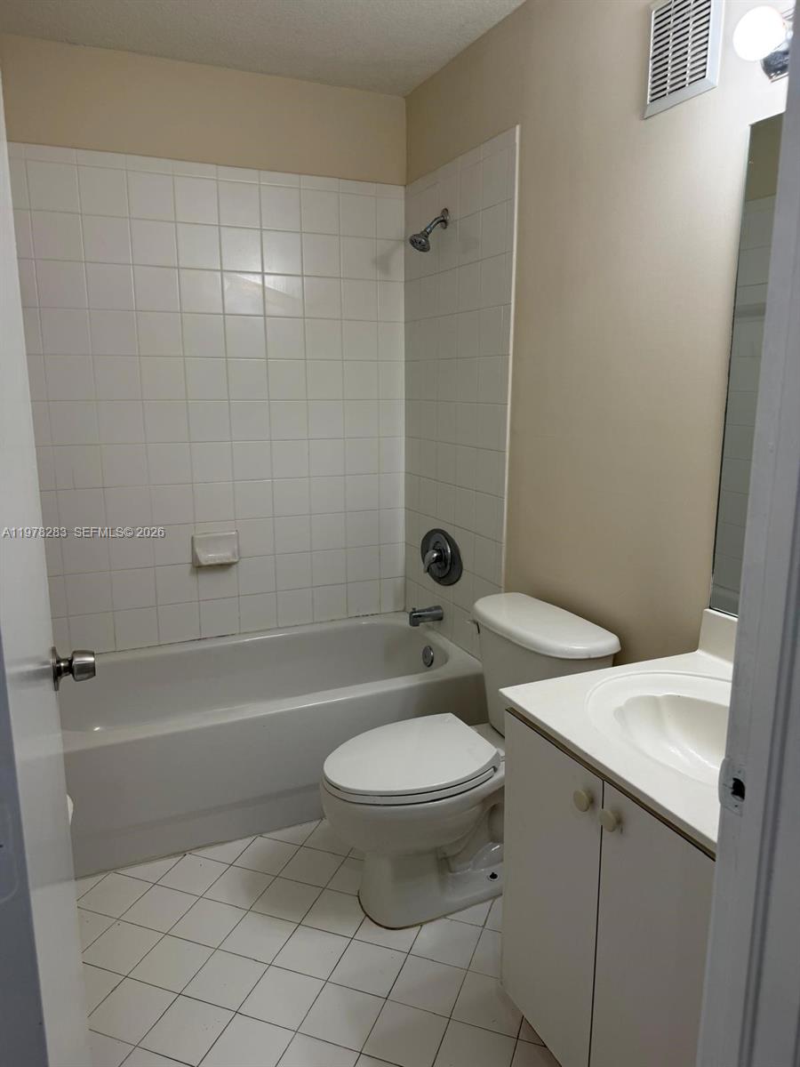 2930 Southeast 12th Road, Unit 20631 Homestead, FL 33035 - Photo 7 of 9