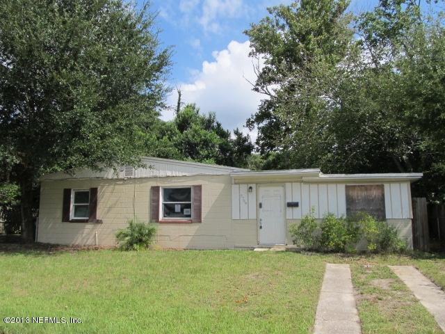 9769 Hogan Road Jacksonville, FL 32246 - Photo 1 of 8 Front