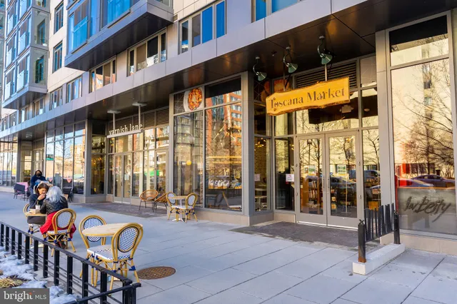 $800,000 | 616 E Street Northwest, Unit 614, Washington, DC 20004