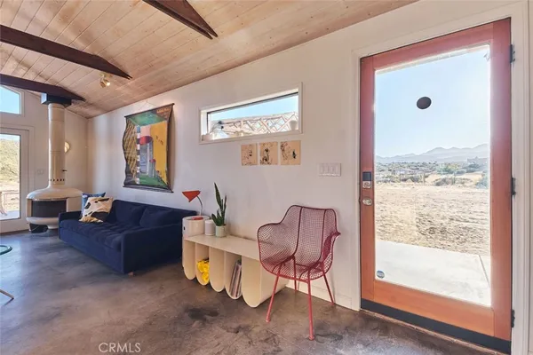 $699,000 | 52733 Oak Drive, Pioneertown, CA 92268