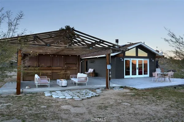 $699,000 | 52733 Oak Drive, Pioneertown, CA 92268