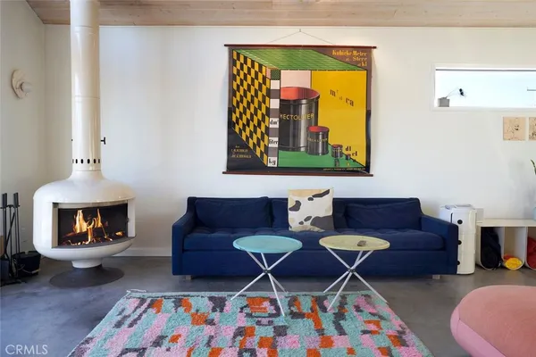 $699,000 | 52733 Oak Drive, Pioneertown, CA 92268