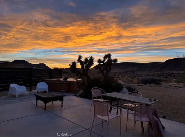 $699,000 | 52733 Oak Drive, Pioneertown, CA 92268