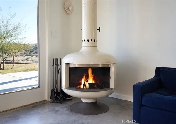 $699,000 | 52733 Oak Drive, Pioneertown, CA 92268