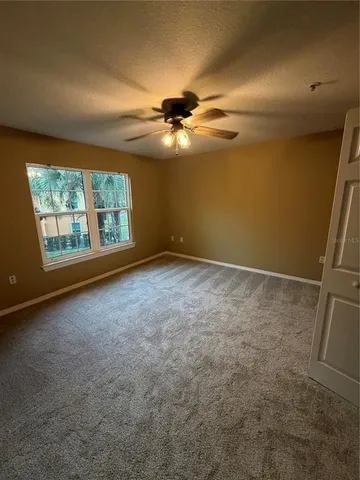 $1,690 | 5475 Vineland Road, Unit 8209, Orlando, FL 32811