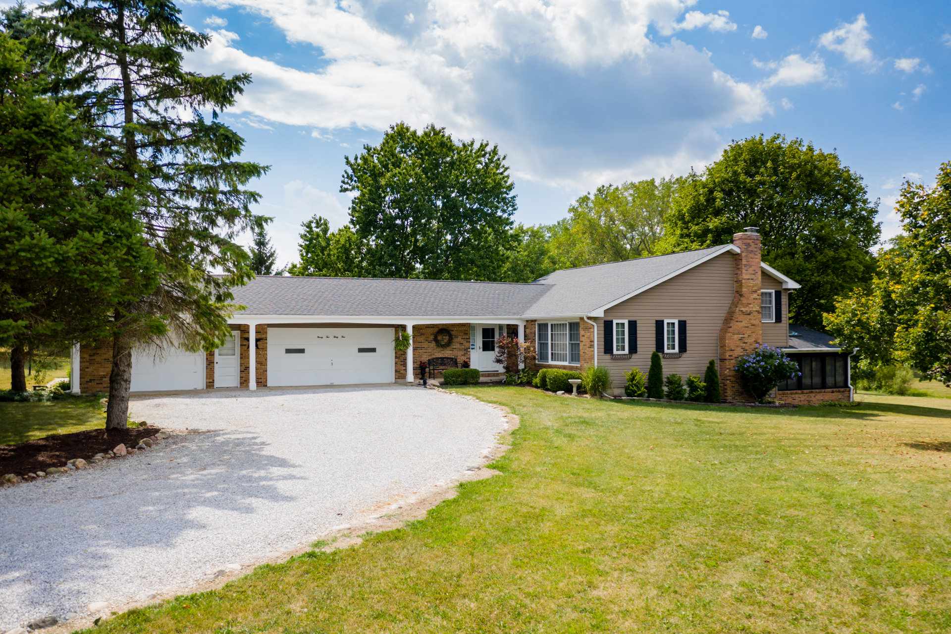 9234 Muldoon Road Fort Wayne, IN 46819 - Photo 1 of 26