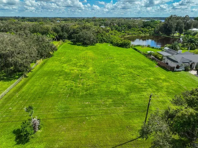 $275,000 | 1480 Center Road, Terra Ceia, FL 34250