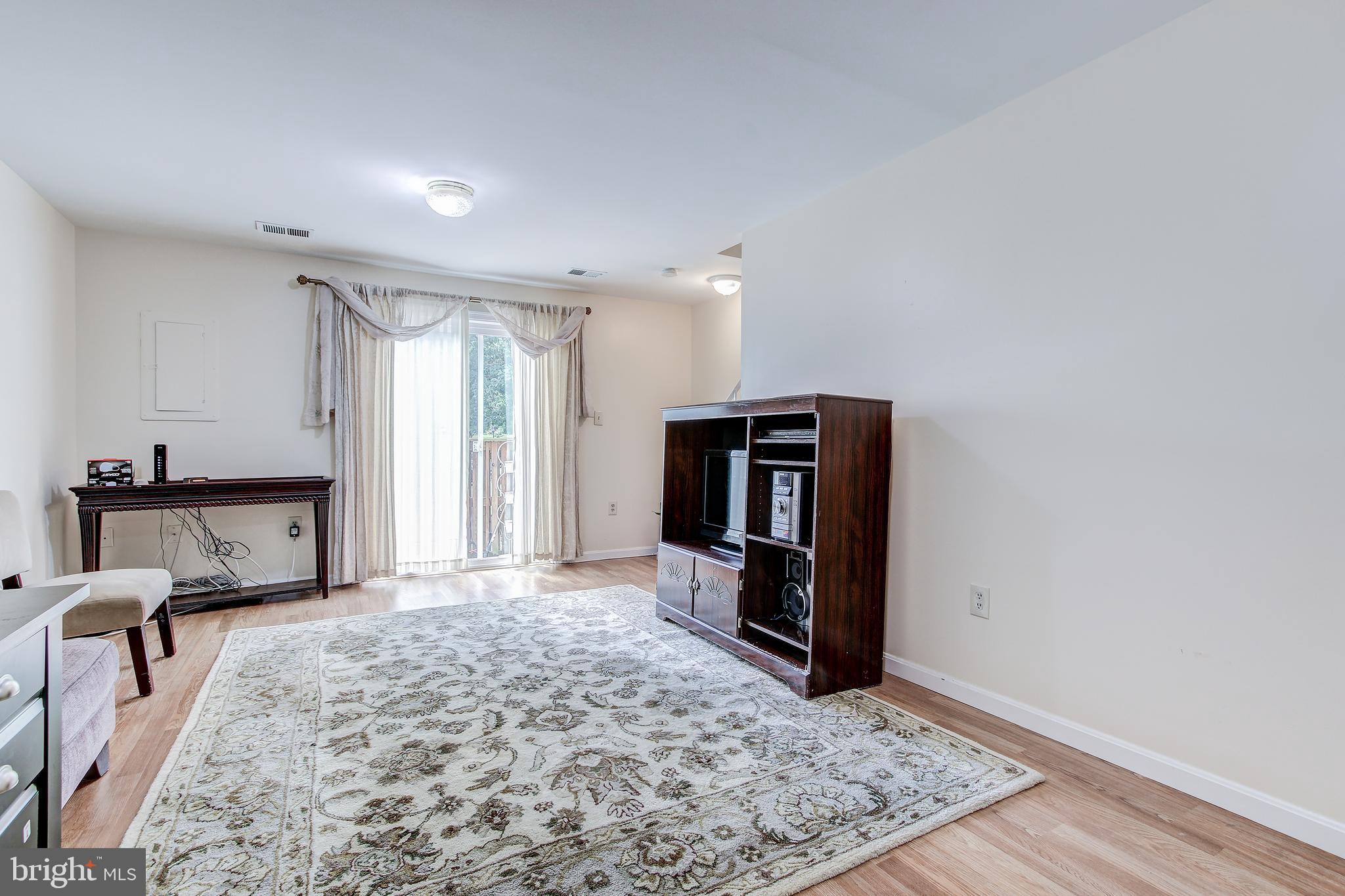 3938 9th Road South Arlington, VA 22204 - Photo 24 of 29 Gallery Image 24