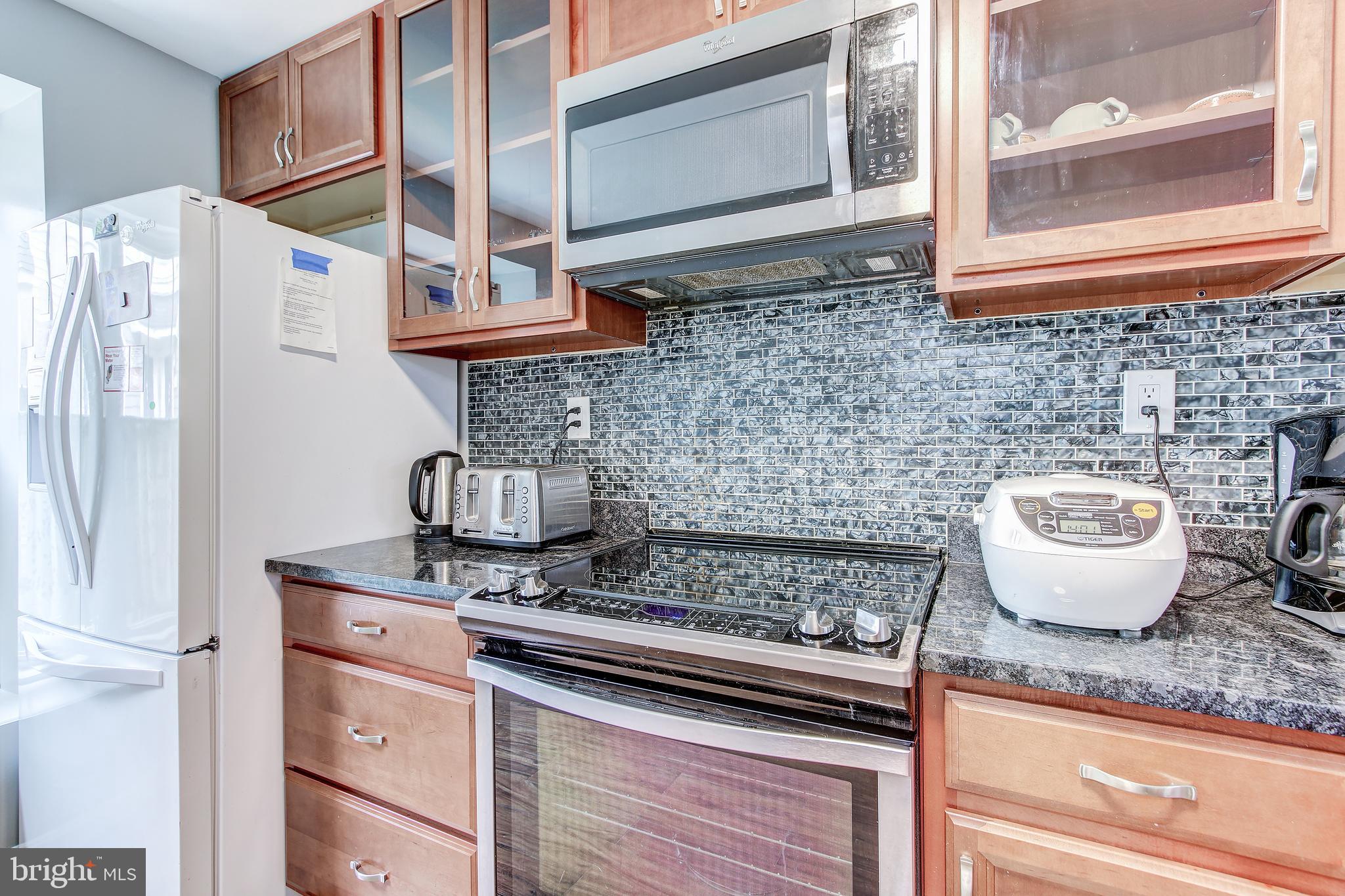 3938 9th Road South Arlington, VA 22204 - Photo 7 of 29 Gallery Image 7