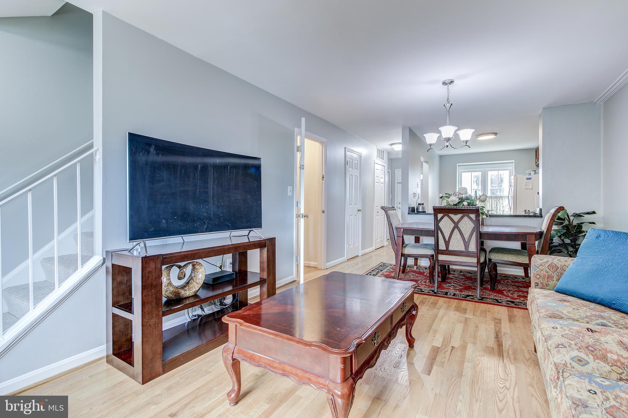 3938 9th Road South Arlington, VA 22204 - Photo 10 of 29 Gallery Image 10