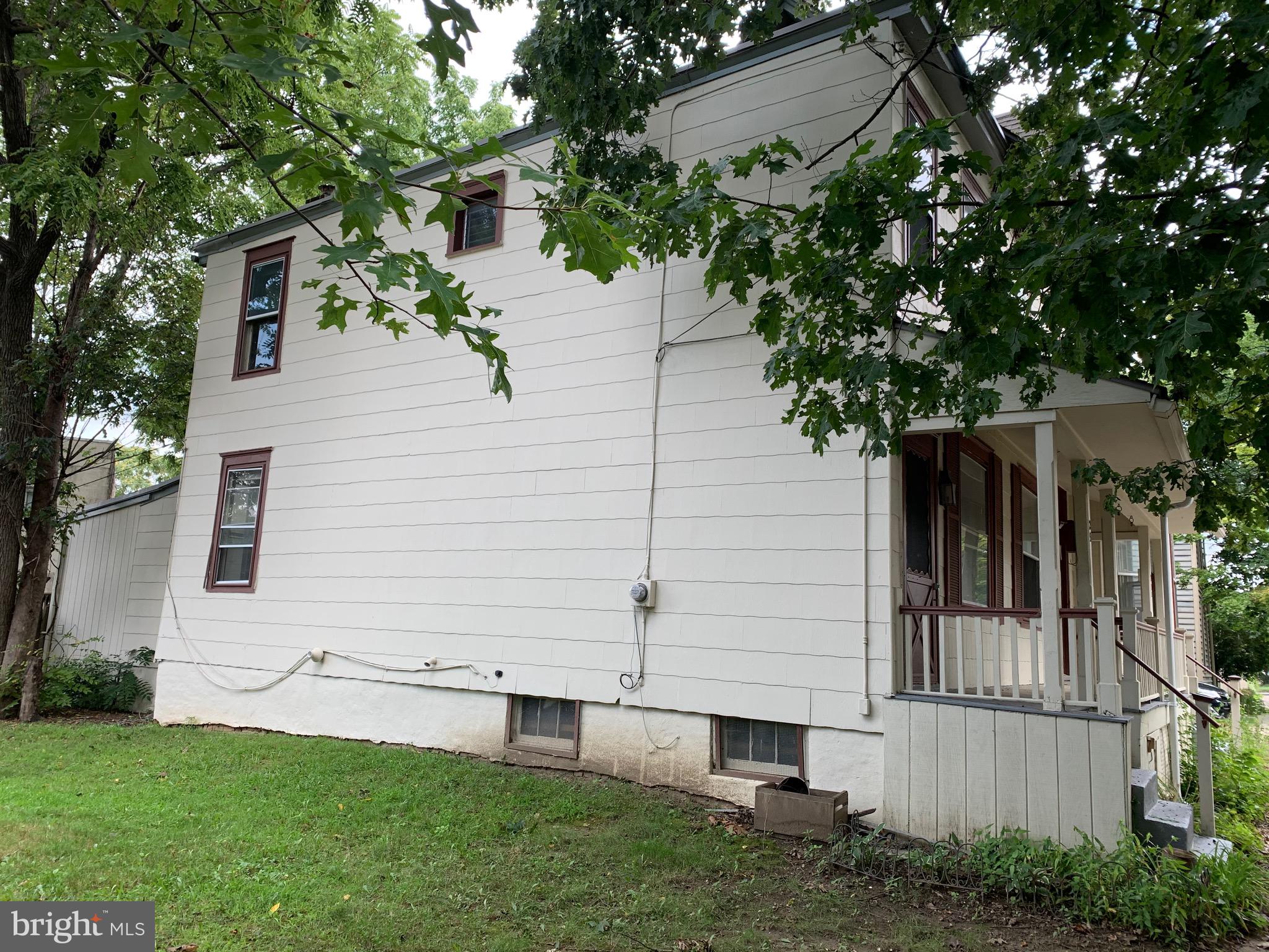 25 Ellis Street Haddonfield, NJ 08033 - Photo 3 of 38 Side of House