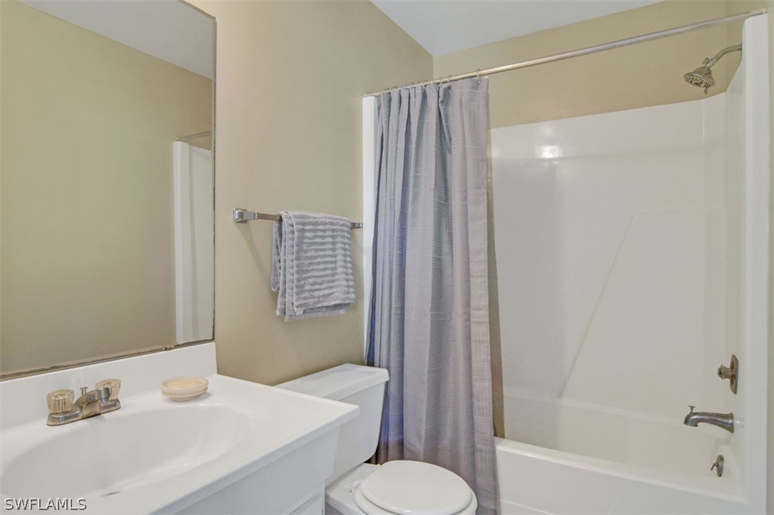 8148 Country Road, Unit 205 Fort Myers, FL 33919 - Photo 17 of 28 Gallery Image 17