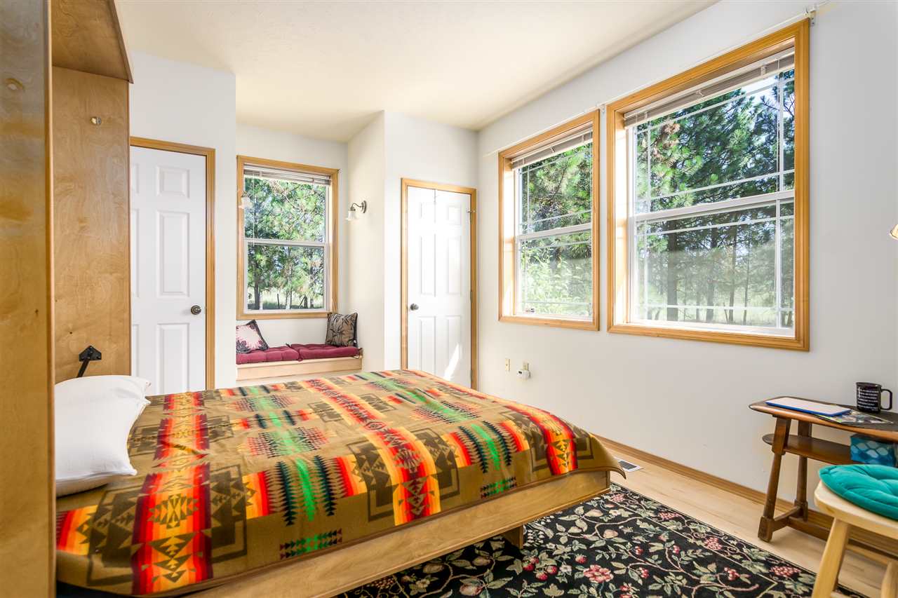 7310 South Grove Road Spokane, WA 99224 - Photo 11 of 20