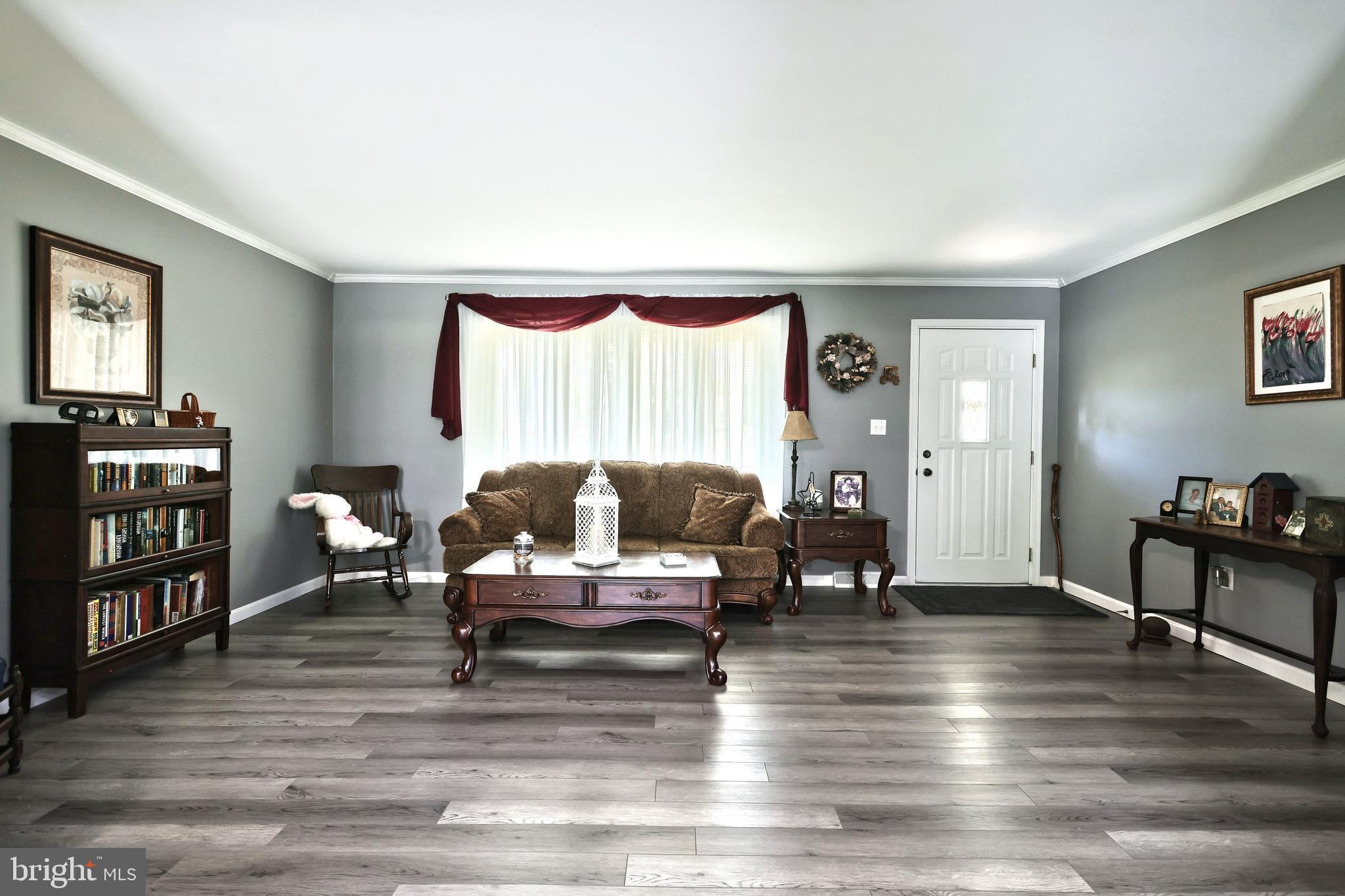 3417 Heather Drive York, PA 17408 - Photo 17 of 52 Gallery Image 17