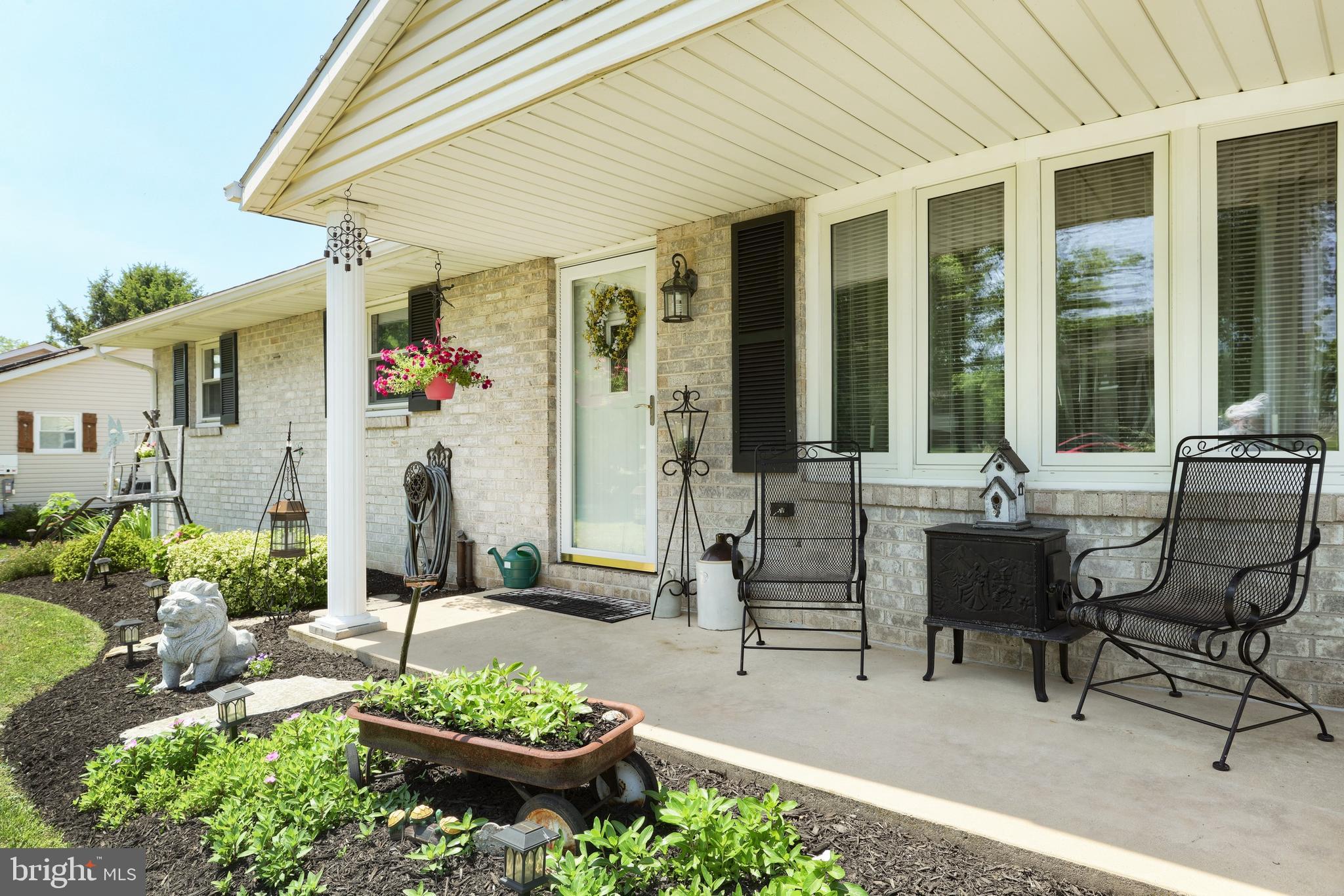 3417 Heather Drive York, PA 17408 - Photo 2 of 52 Gallery Image 2