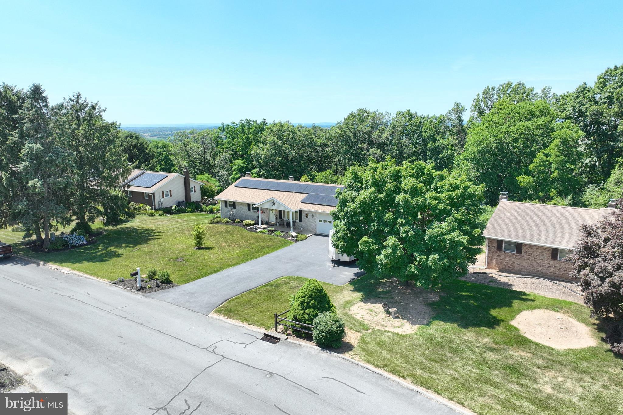 3417 Heather Drive York, PA 17408 - Photo 33 of 52 Gallery Image 33