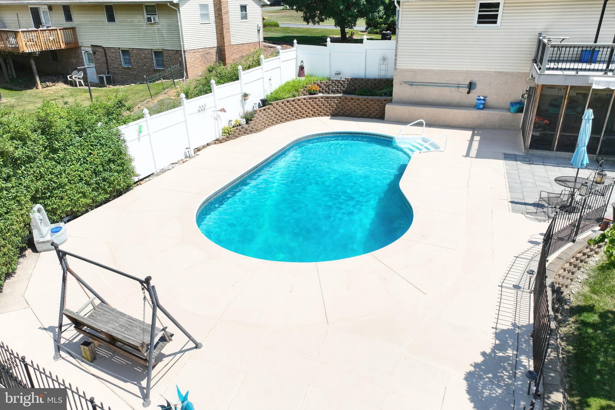 3417 Heather Drive York, PA 17408 - Photo 36 of 52 Gallery Image 36