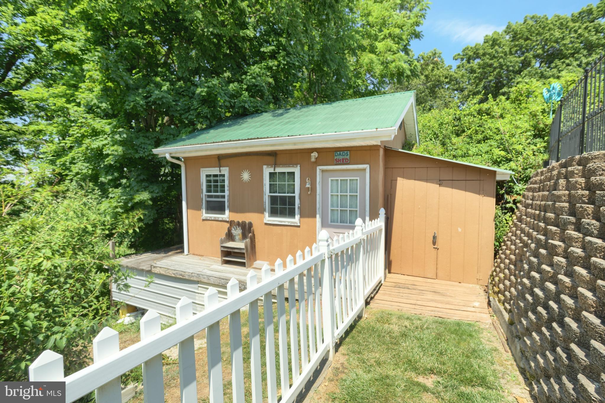 3417 Heather Drive York, PA 17408 - Photo 41 of 52 Shed with lean-to