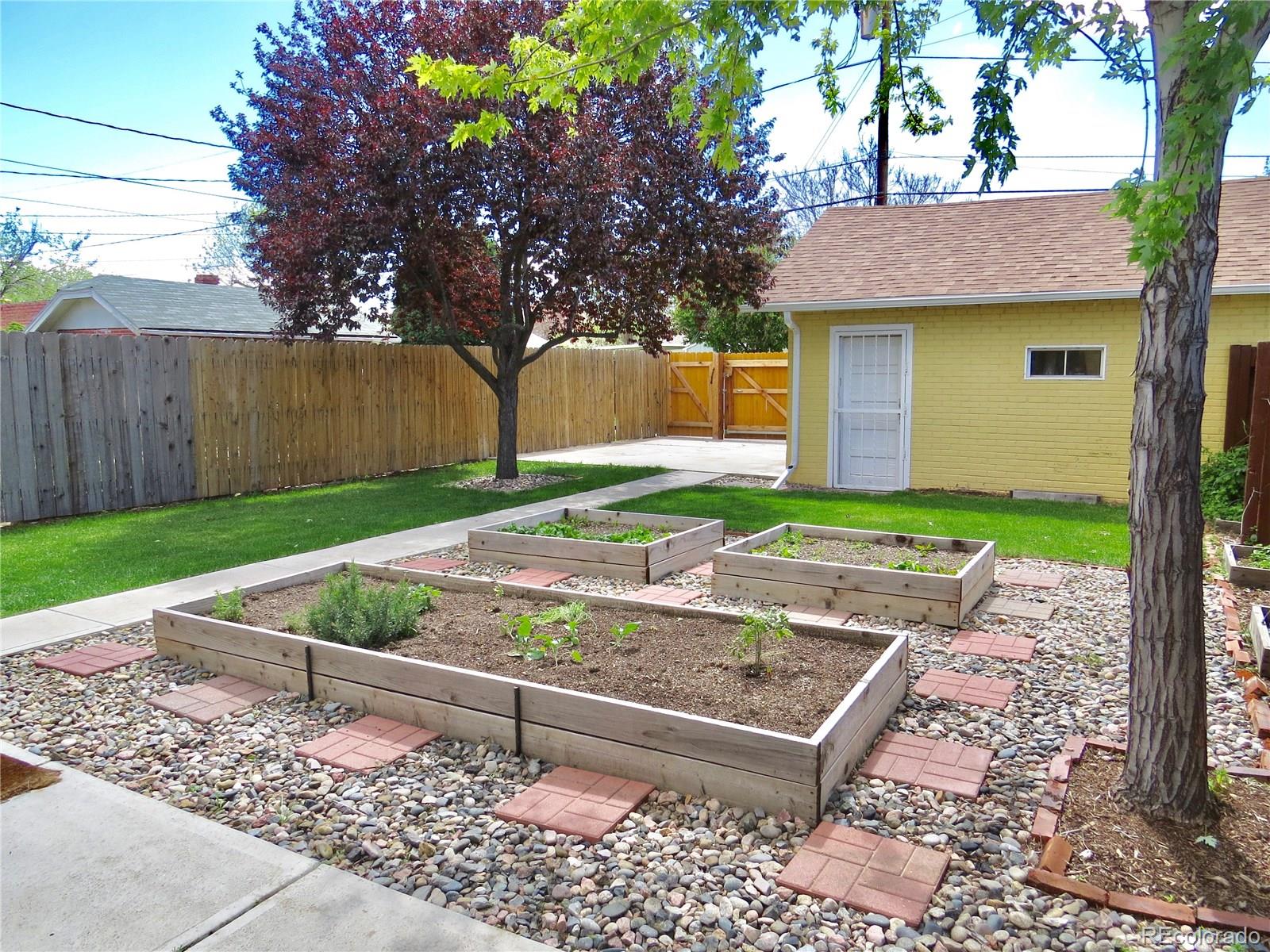 1393 Perry Street Denver, CO 80204 - Photo 5 of 30