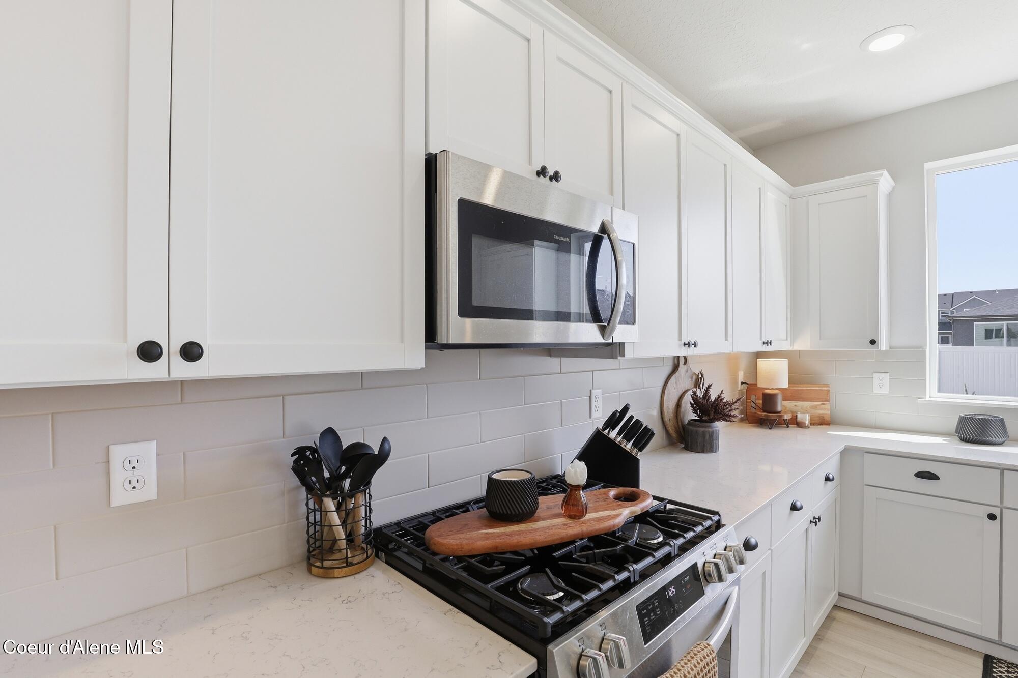 3146 North Coco Street Post Falls, ID 83854 - Photo 14 of 48 Kitchen