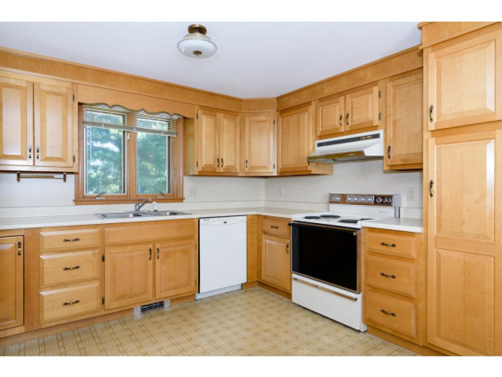 9 Willowbrook Drive Rye, NH 03871 - Photo 11 of 28