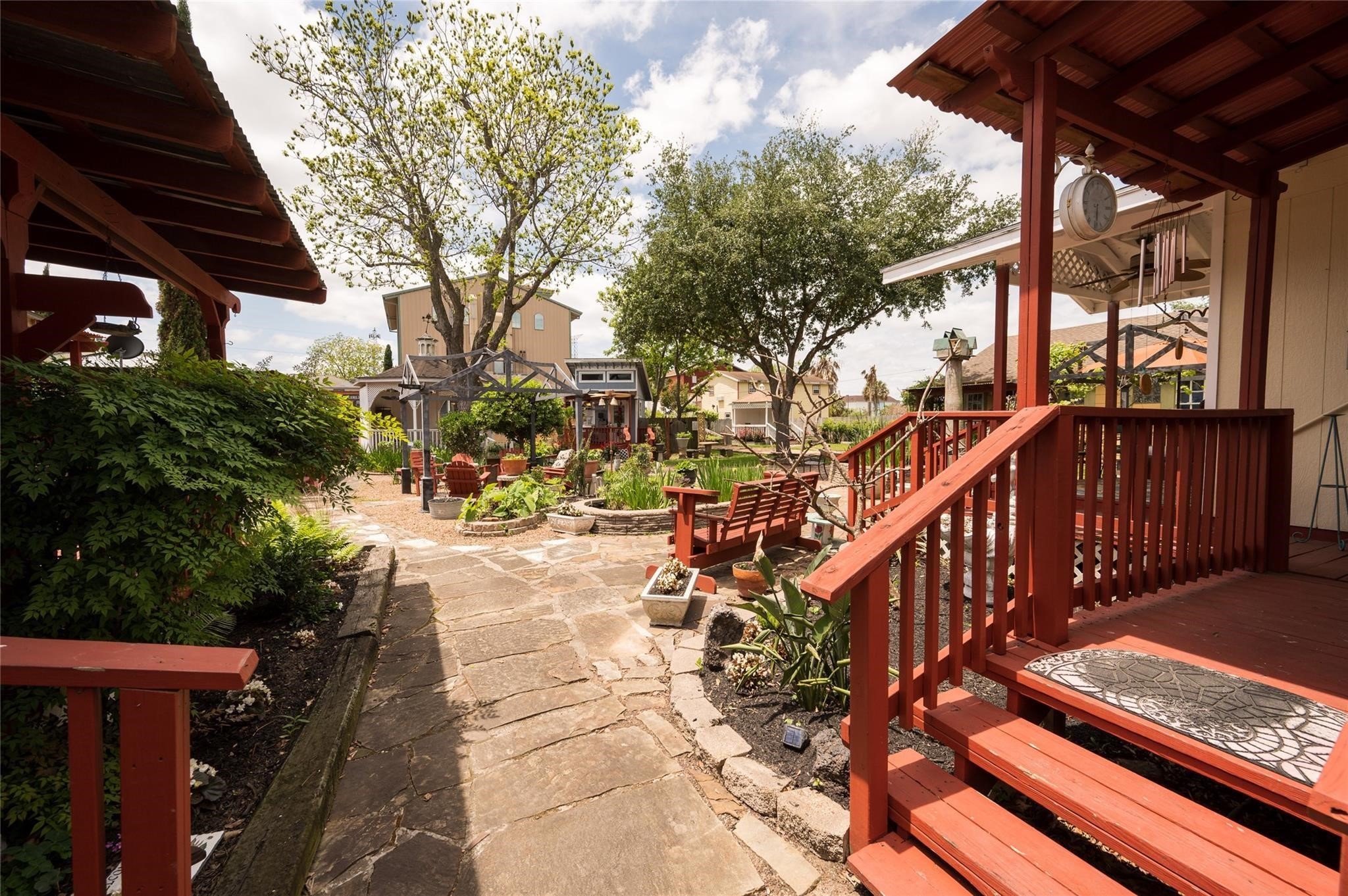 507 8th Street Kemah, TX 77565 - Photo 26 of 50 a view of outdoor space with deck and patio