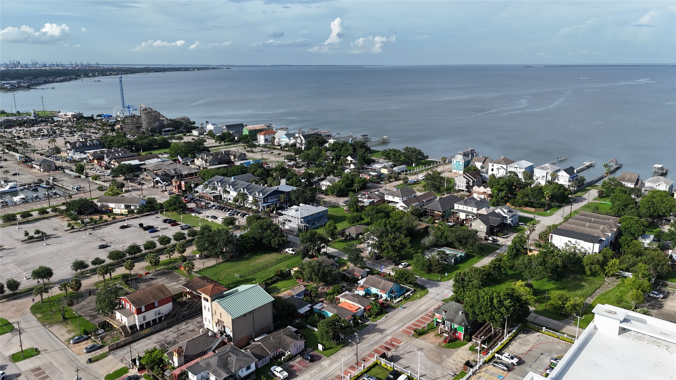 507 8th Street Kemah, TX 77565 - Photo 36 of 50 an aerial view of a city