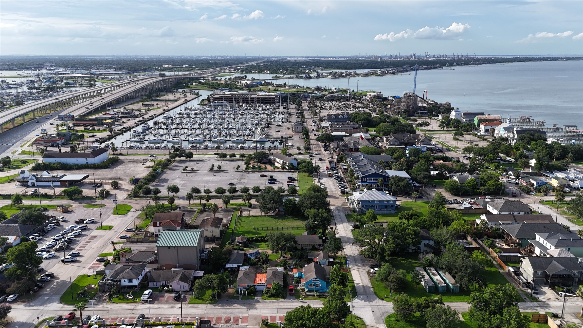 507 8th Street Kemah, TX 77565 - Photo 37 of 50 an aerial view of a city