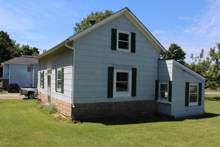 17697 Ringgold Northern Road Circleville, OH 43113 - Photo 2 of 18