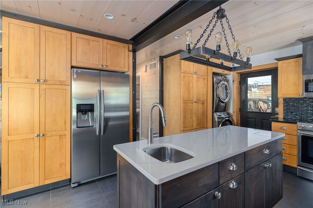 10295 Wagner Road North Benton, OH 44449 - Photo 13 of 45 stainless steel appliances, Stacked washer & dryer
