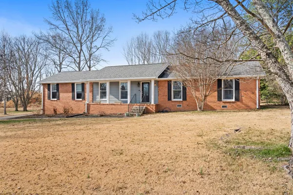$479,999 | 127 Sam Davis Drive, Springfield, TN 37172