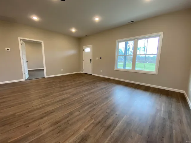 $309,900 | 10 Trinton Avenue, Bedford, IN 47421